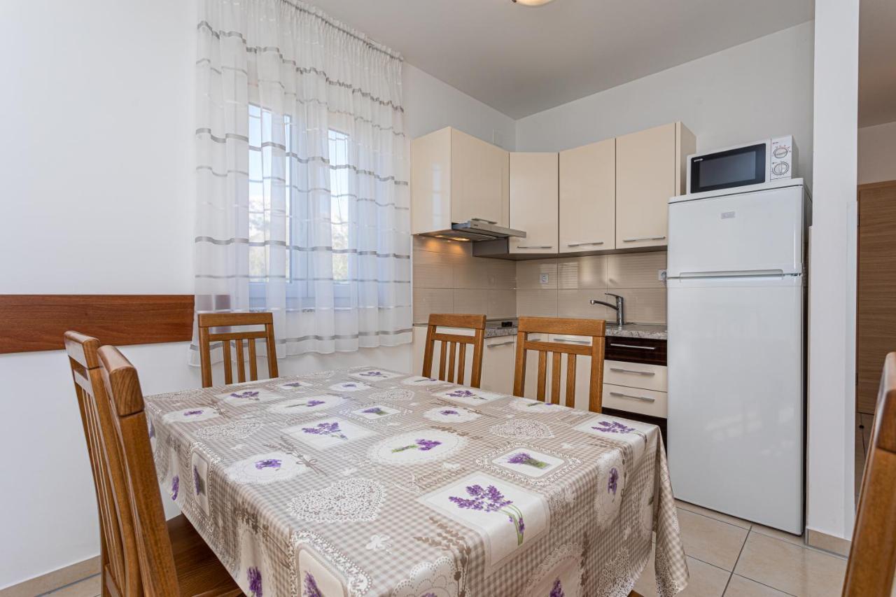 Apartments Crnekovic Jasna Baška Eksteriør bilde