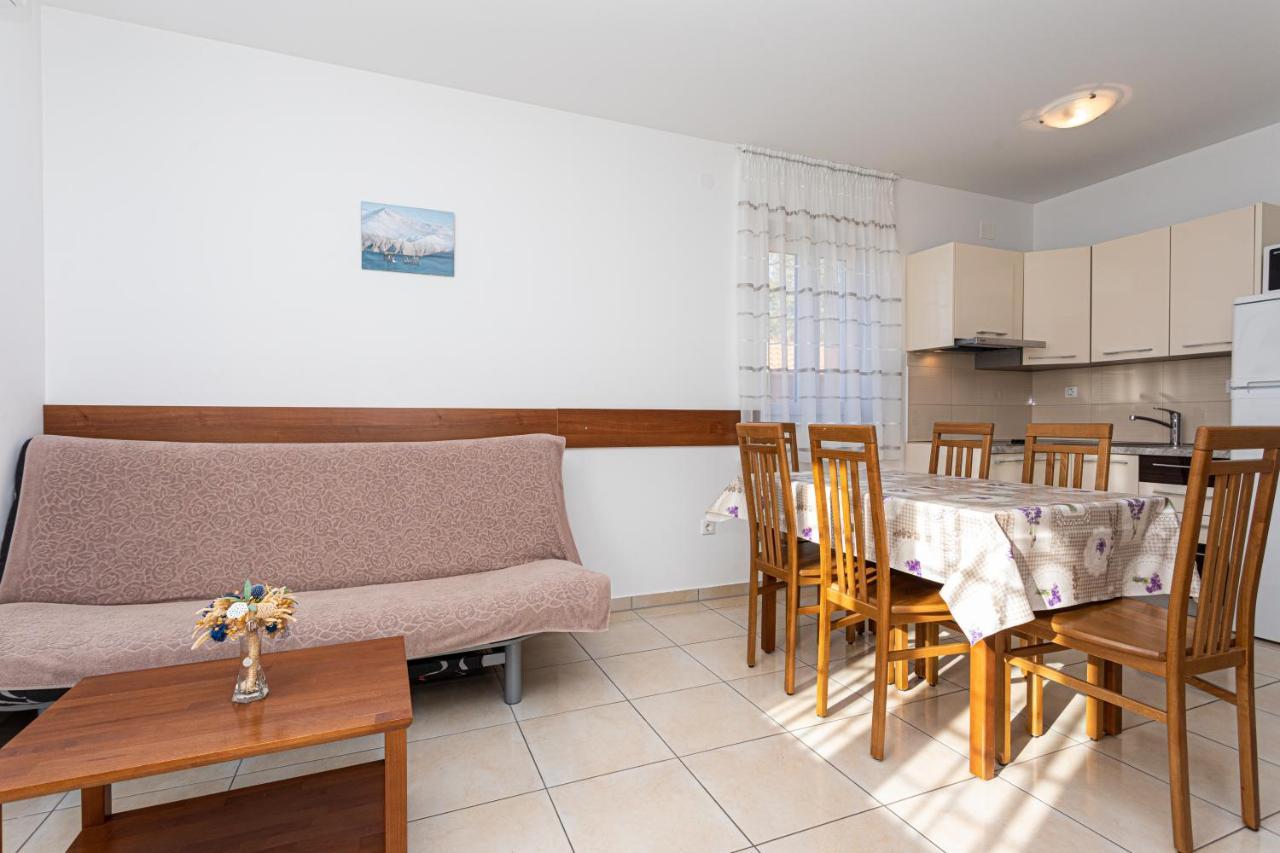 Apartments Crnekovic Jasna Baška Eksteriør bilde