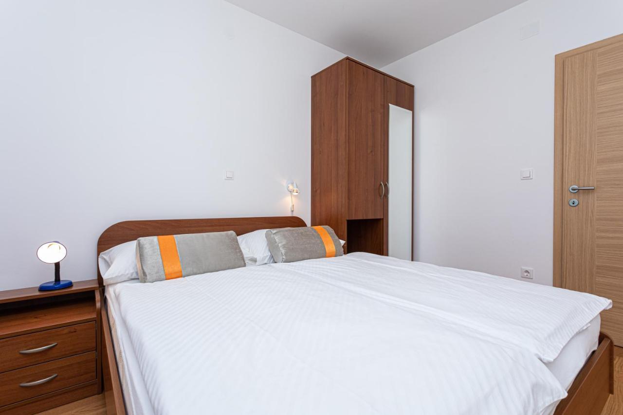Apartments Crnekovic Jasna Baška Eksteriør bilde